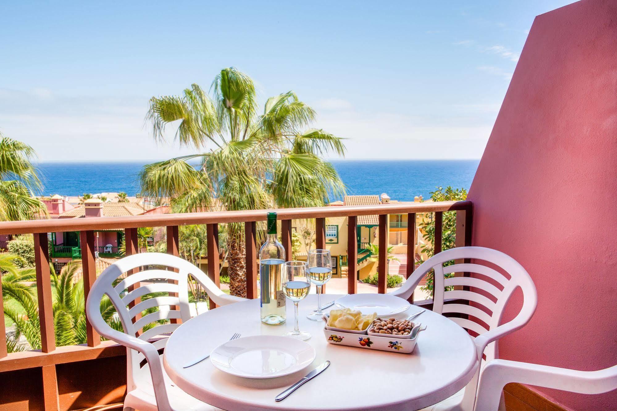 Apartamentos Oasis San Antonio Playa Cancajos.- BreNa Baja  Extérieur photo