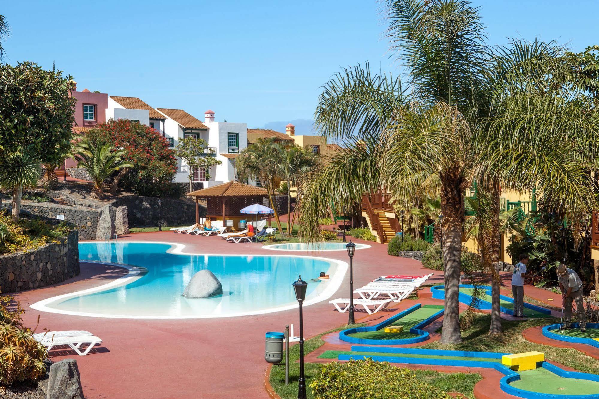 Apartamentos Oasis San Antonio Playa Cancajos.- BreNa Baja  Extérieur photo